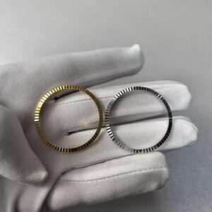 Bezel with markings of Tissot Titoni 777