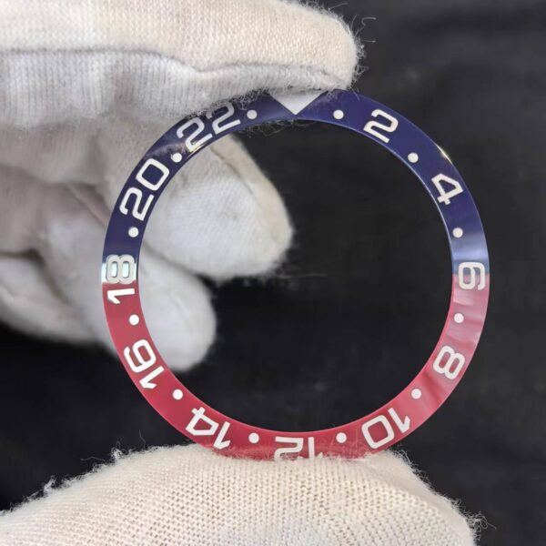 Rolex GMT-Master II Pepsi Bezel Insert with Red-Blue Color-Changing Gradations