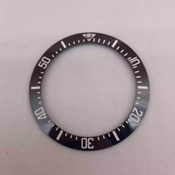 Rolex Submariner and Sea-Dweller series bezels.