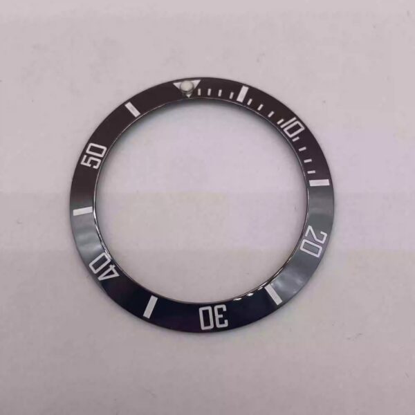 Rolex Submariner and Sea-Dweller series bezels.