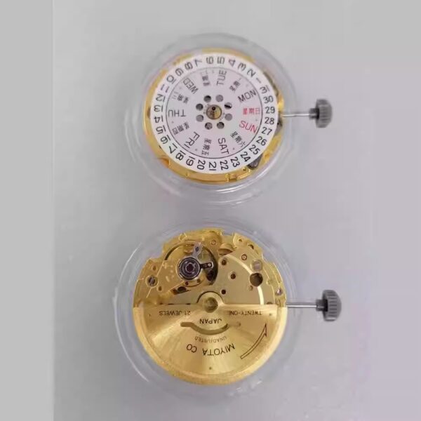 0】 Watch Accessories: Brand - New Original Japanese Miyota 8215 Single - Calendar Movement, 8205 Double - Calendar Movement, and Citizen 8200 Movement.