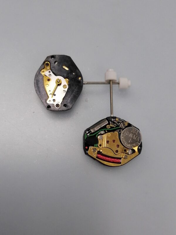 1、 Watch Accessories: Genuine Swiss Made ISA 326 Movement; Two-hand; Quartz Movement 336 Movement; Three-hand