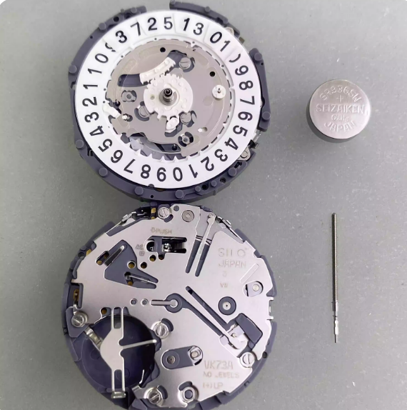 4、 Watch Accessories: Original Brand-New Japanese VK73A Quartz Movement, 3-6-9 Seconds, 12 O'clock Calendar, Six-Hand Movement