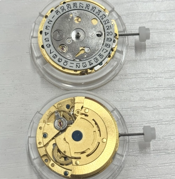 8 Watch Accessories: Citizen, 2813 Movement (Single Calendar, Dual Calendar), Domestic 8205 & 2813 Movements (Large Calendar, Red Wheel Movement)