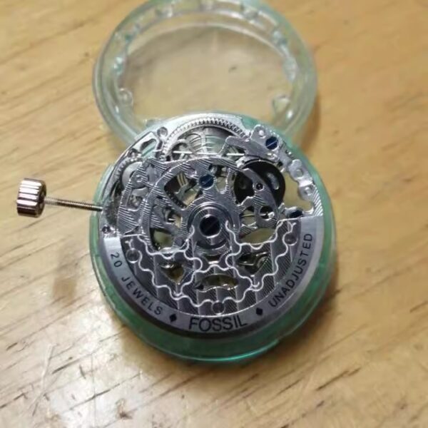 Watch Accessories, Domestic Movement, Tianjin Skeleton Two-and-a-Half Hands Movement, Automatic Mechanical Watch Movement with Small Seconds at 6 O'clock Position