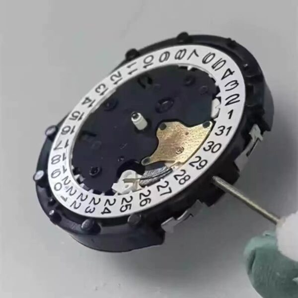 9== Shenglong PE10, 11, PE25, 28, PE39, 41, 45, PE46, PE50, 60, PE80, 81 Quartz Movements